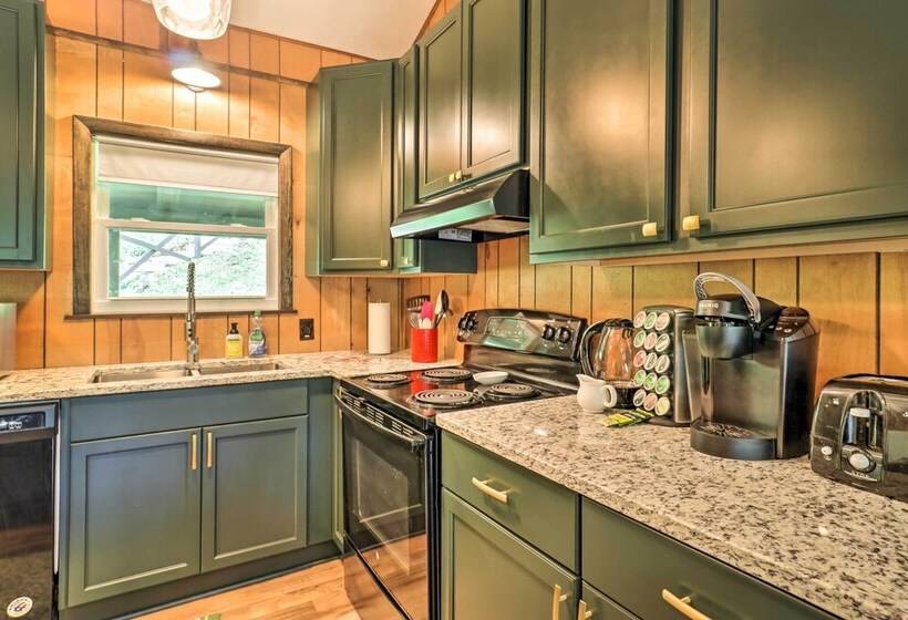 Lake Santeetlah Escape W/ Kayaks, Boat Slip & More