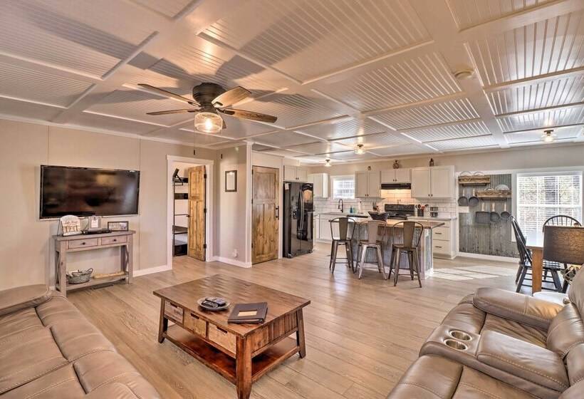 Lakefront Greers Ferry Cabin W/ Covered Boat Slip!