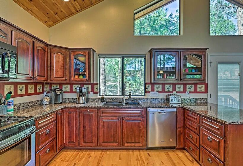 Serene Lakeside Cabin W/ Decks + Edler Lake Views!