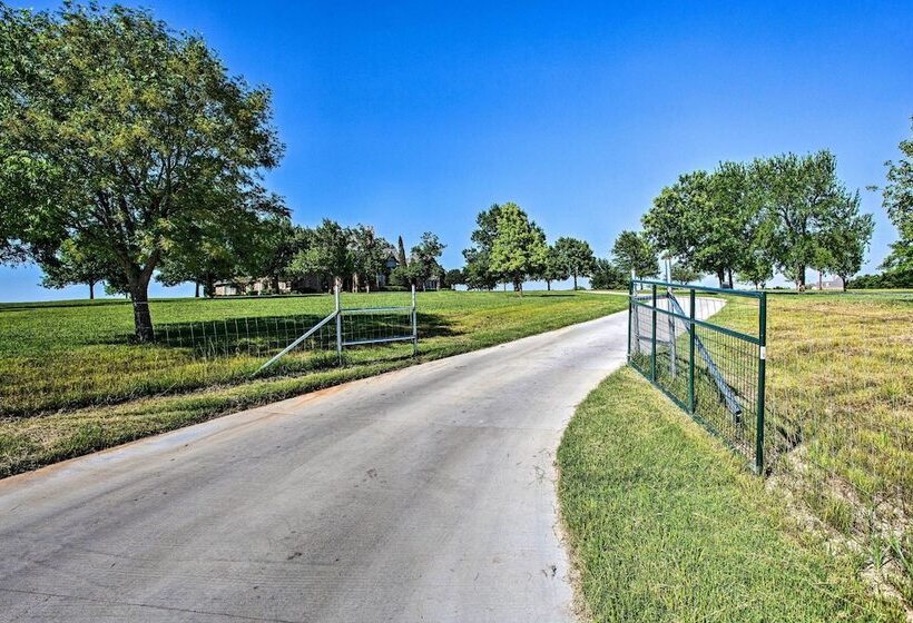 Lavish Celina Home W/ Patio & Game Room!