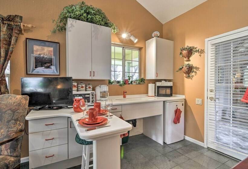 Lavish Sonora Suite On 10 Acres W/ Shared Pool!