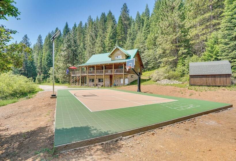 Log Home On 60 Private Acres By Mt Shasta Ski Park