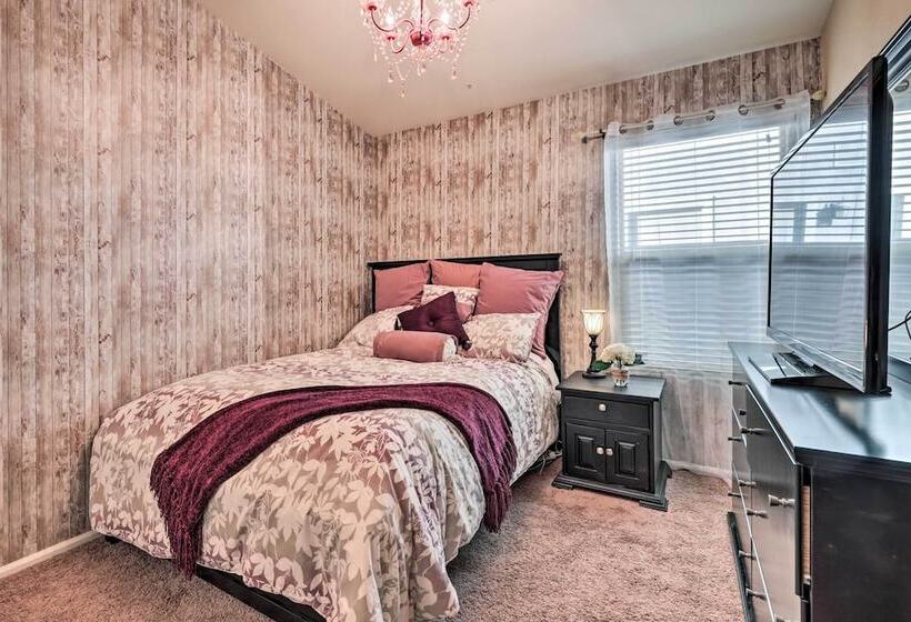 Maricopa Home W/ Swim Up Bar, Heated Pool & Slide