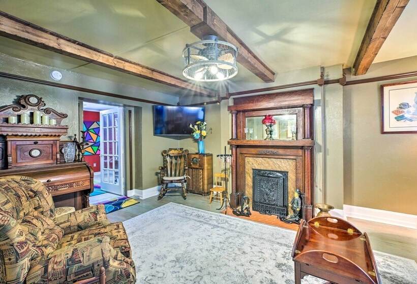 Lucy S Place  Elizabethtown Home W/ Fire Pit