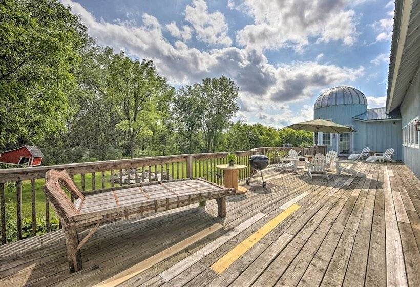 Luxe Barndominium W/ Home Gym, Theater, & More!