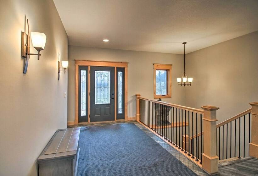 Dock, Hot Tub & Game Room: Luxe Lake Latoka Home