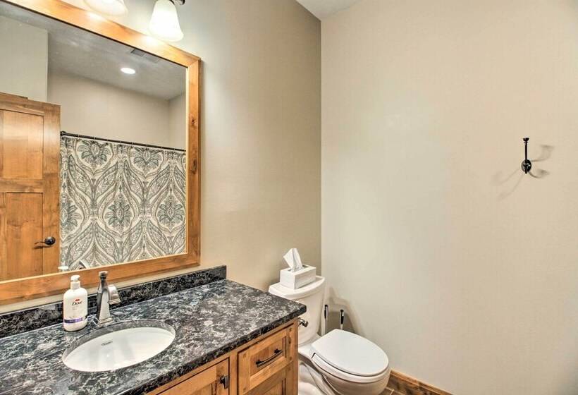 Dock, Hot Tub & Game Room: Luxe Lake Latoka Home