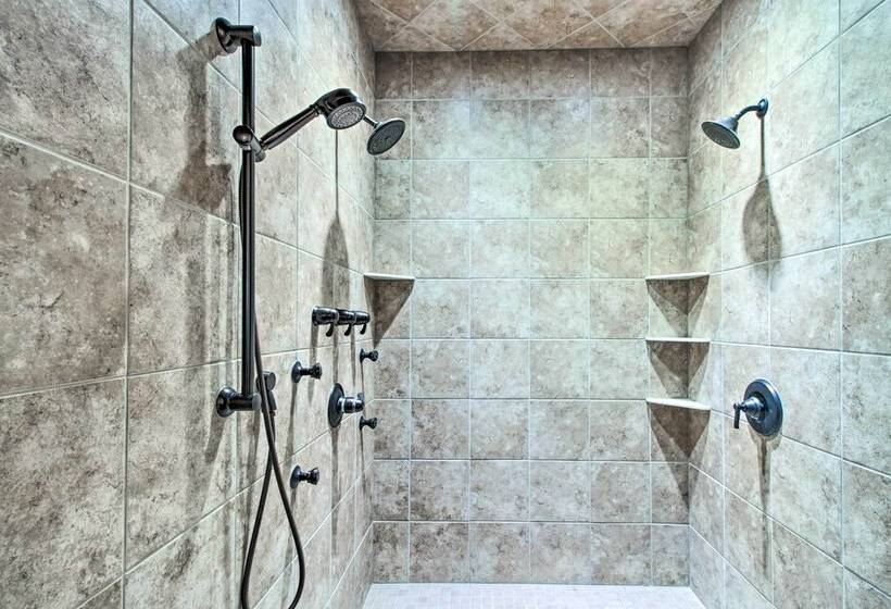 Dock, Hot Tub & Game Room: Luxe Lake Latoka Home