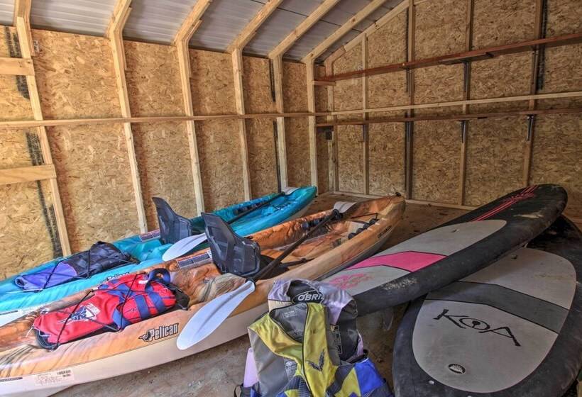 Dock, Hot Tub & Game Room: Luxe Lake Latoka Home