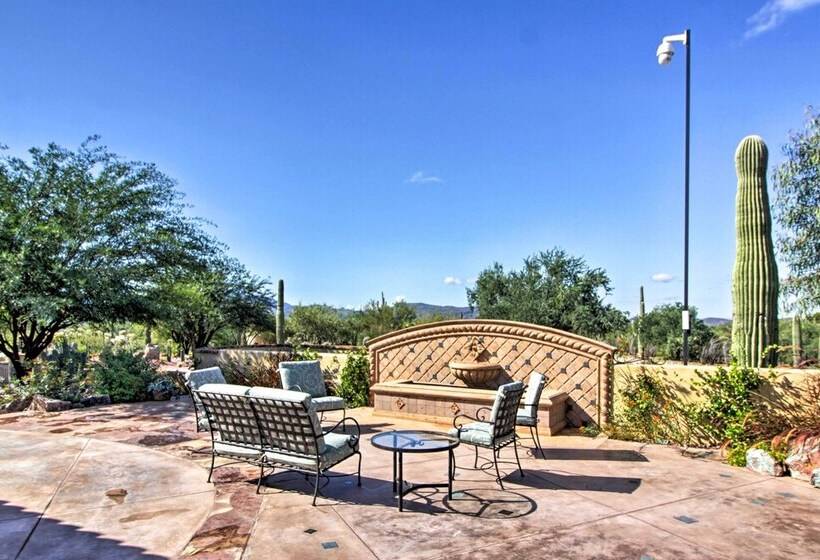Luxe Tucson Vineyard Home W/ Views & Fire Pit