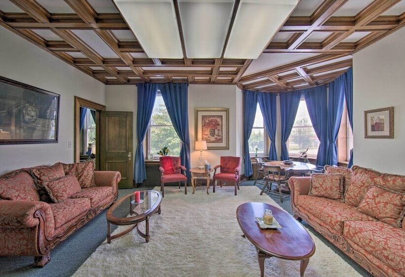 Luxurious Annville Home ~ 8 Mi To Hersheypark