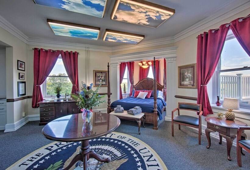 Luxurious Annville Home ~ 8 Mi To Hersheypark