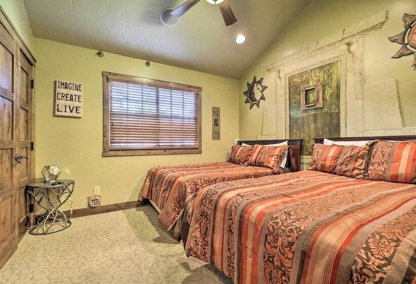 Luxurious Cedar City Getaway: 32 Mi To Brian Head!