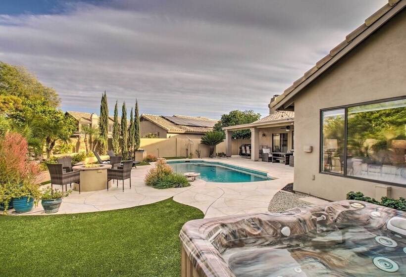 Luxurious Chandler Oasis W/ Heated Pool & Hot Tub!