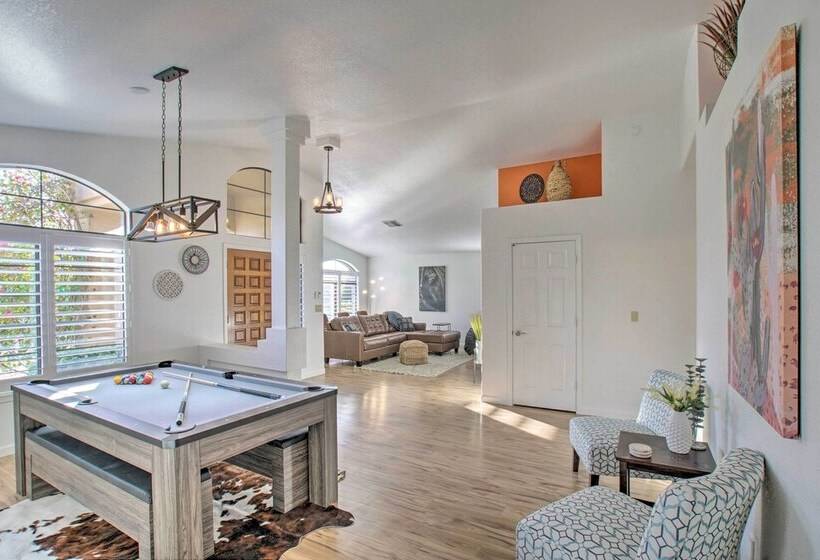 Luxurious Chandler Oasis W/ Heated Pool & Hot Tub!