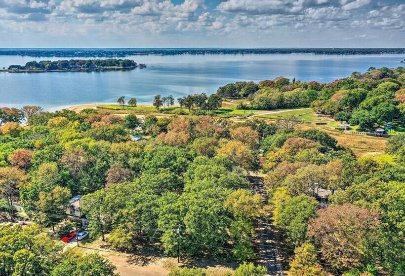 < 1/2 Mi To Lake + Boat Ramp: Mabank Home W/ Grill