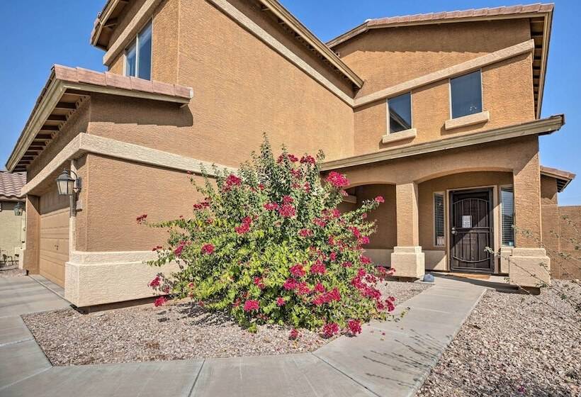 Maricopa Home W/ Outdoor Seating, 2 Mi To Golf!