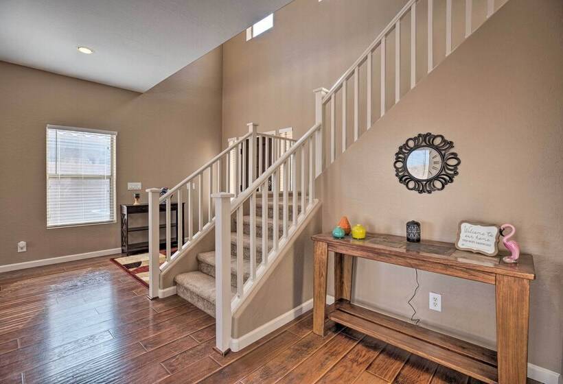 Maricopa Home W/ Outdoor Seating, 2 Mi To Golf!