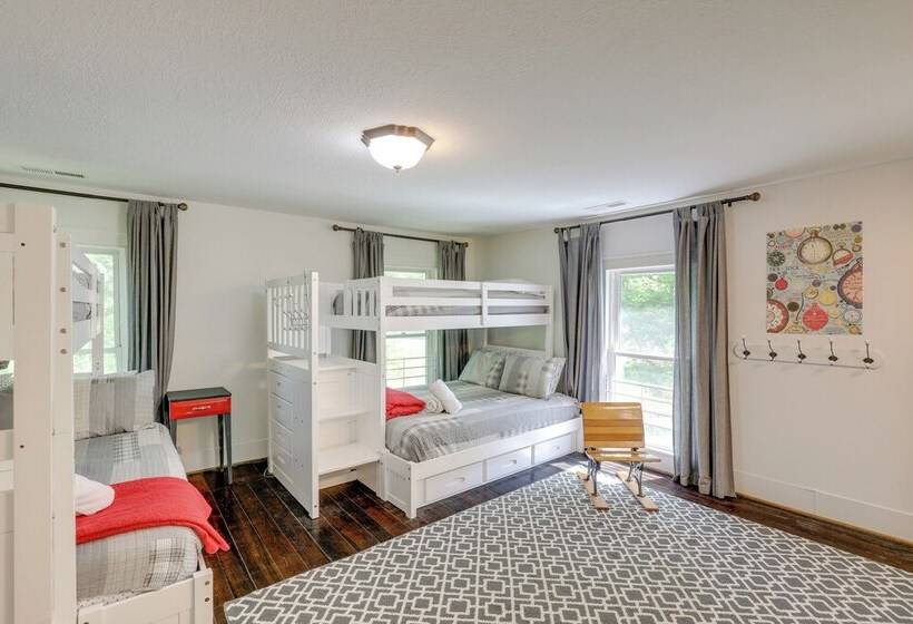 Marshall Cottage On 1895 Tobacco Farm W/ Hot Tub!