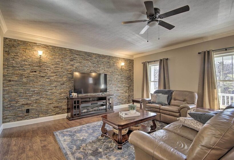 Massanutten Resort Retreat With Front Deck!