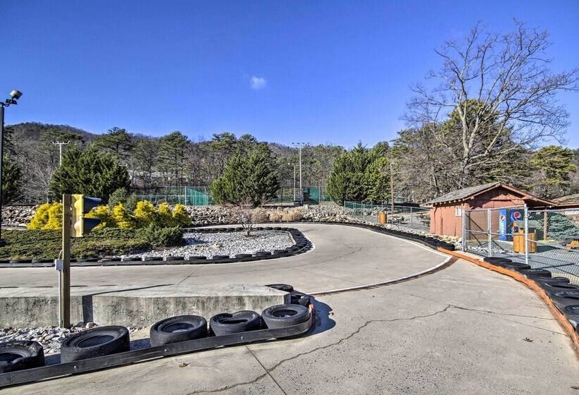 Massanutten Resort Retreat With Front Deck!