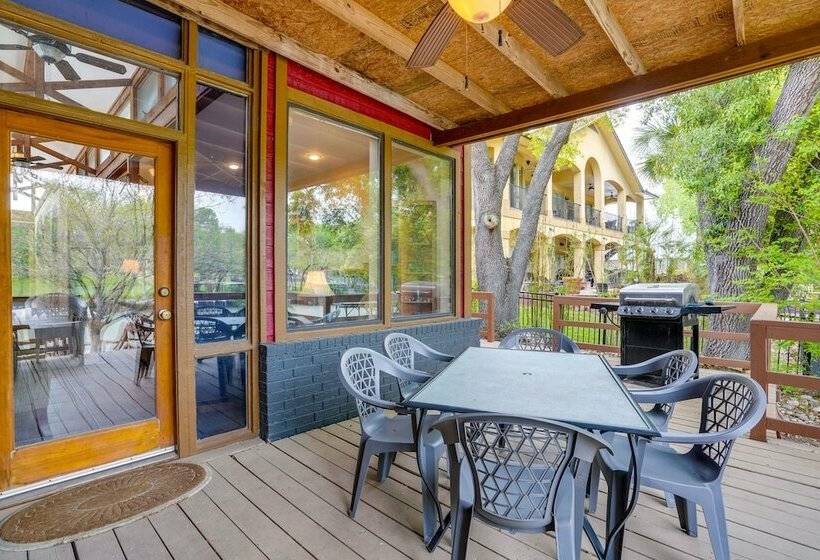 Deck & Gas Grill: Riverfront Mcqueeney Duplex