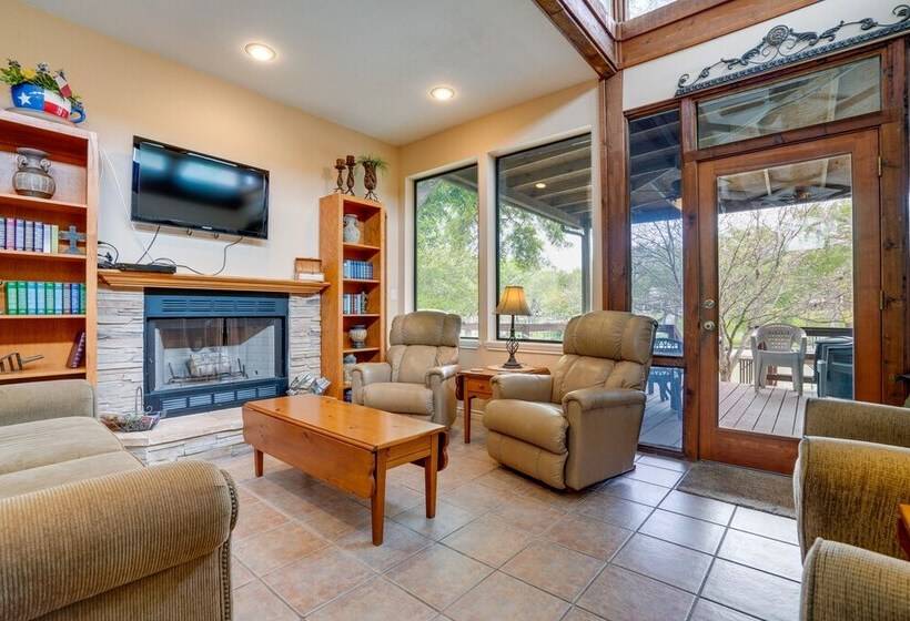 Deck & Gas Grill: Riverfront Mcqueeney Duplex