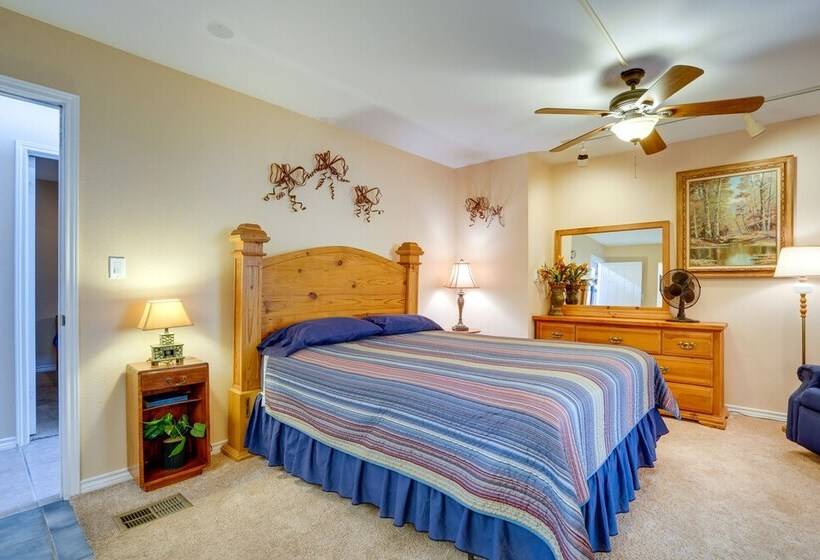 Deck & Gas Grill: Riverfront Mcqueeney Duplex