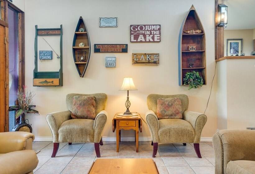 Deck & Gas Grill: Riverfront Mcqueeney Duplex