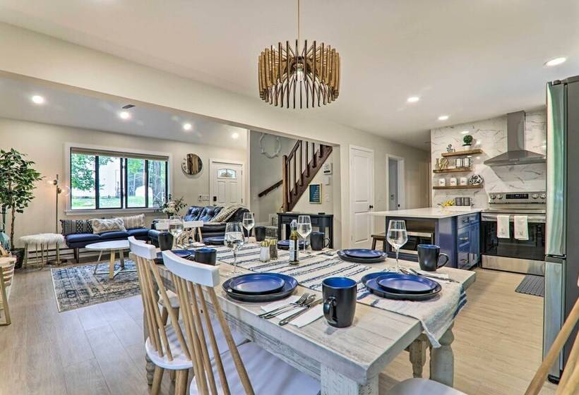 Lake & Pool Access: Home Near Tobyhanna State Park