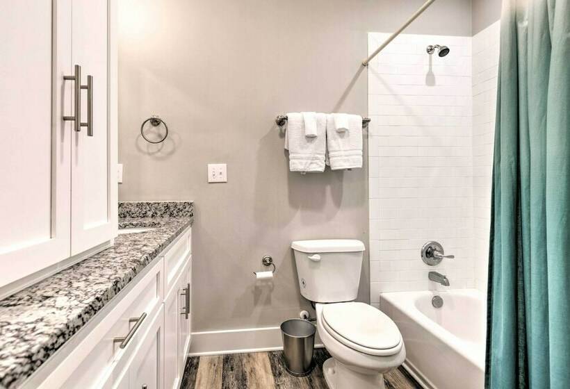 Modern Gulf Shores Cottage W/ Pool & Beach Access!