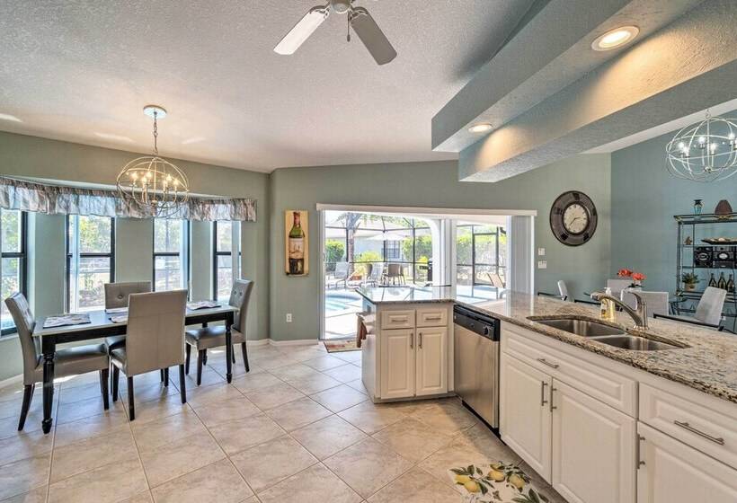 Modern House < 5 Miles To Port Charlotte Beach!