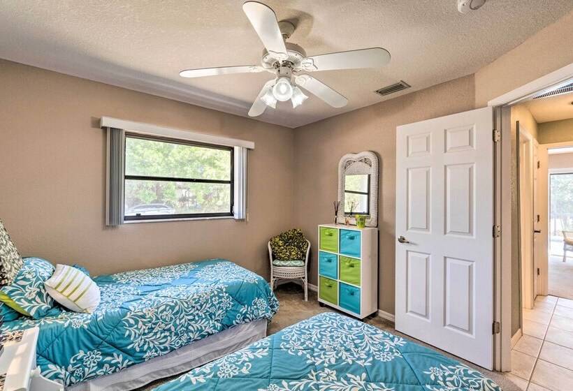 Modern House < 5 Miles To Port Charlotte Beach!