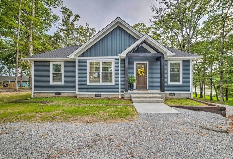 Modern Kentucky Lake Home W/ Deck, Dock, View