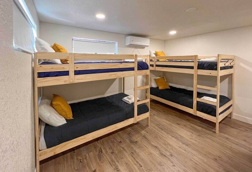 Deck, Games & Fire Pit: Modern Pine Cabin!