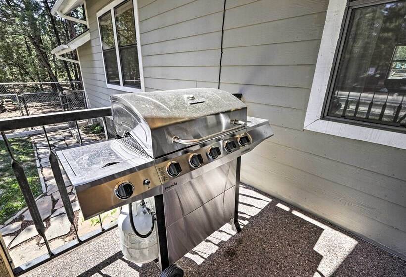 Modern Show Low Home W/ Bbq & Fire Pit!