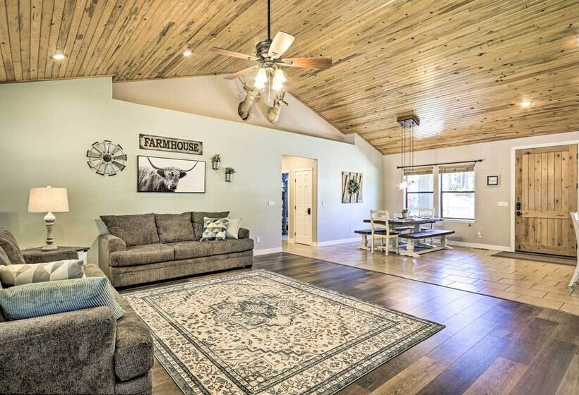 Modern Show Low Home W/ Bbq & Fire Pit!