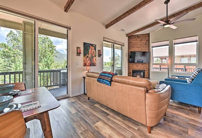 Mountain High Pines Retreat W/ Hot Tub + Views!