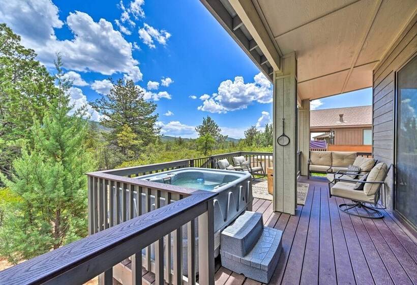 Mountain High Pines Retreat W/ Hot Tub + Views!