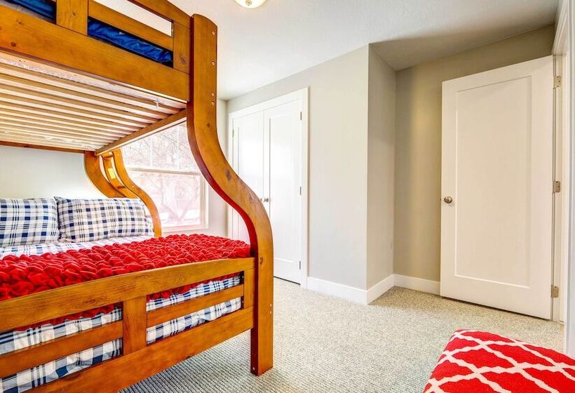 Mountain View Cedar City Home W/ Large Yard!