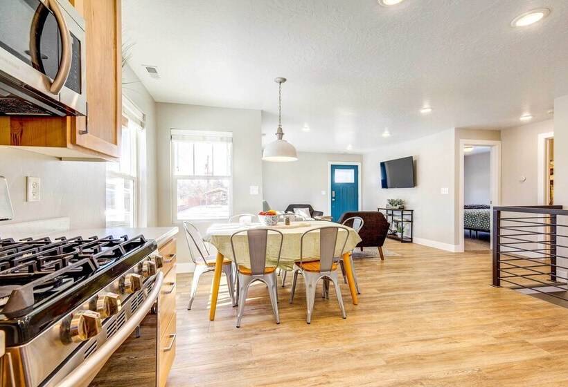 Mountain View Cedar City Home W/ Large Yard!