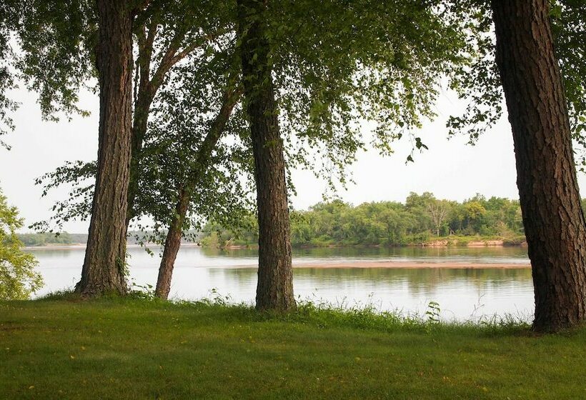 Eagles Nest   Baraboo Cabin On Wisconsin River!