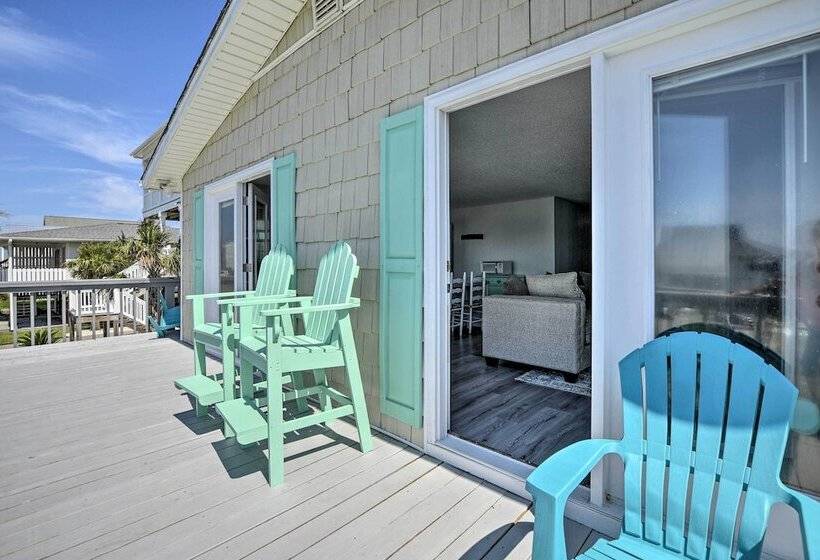 Oak Island Beach Abode W/ Deck: Walk To Shore!