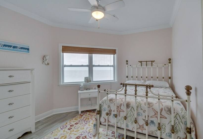 Ocean Springs  Magnolia Beach House  On Pvt Beach!
