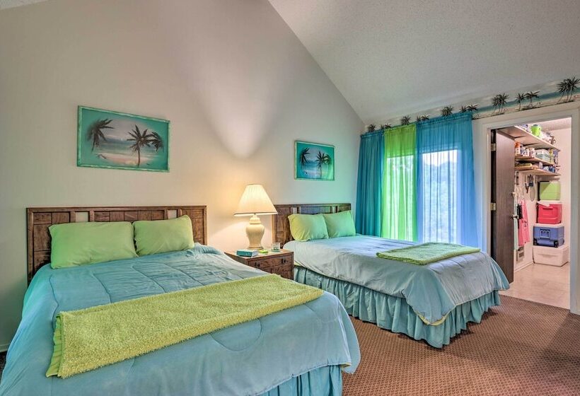 < 1 Mi To The Lake: Osage Beach Home W/ Deck