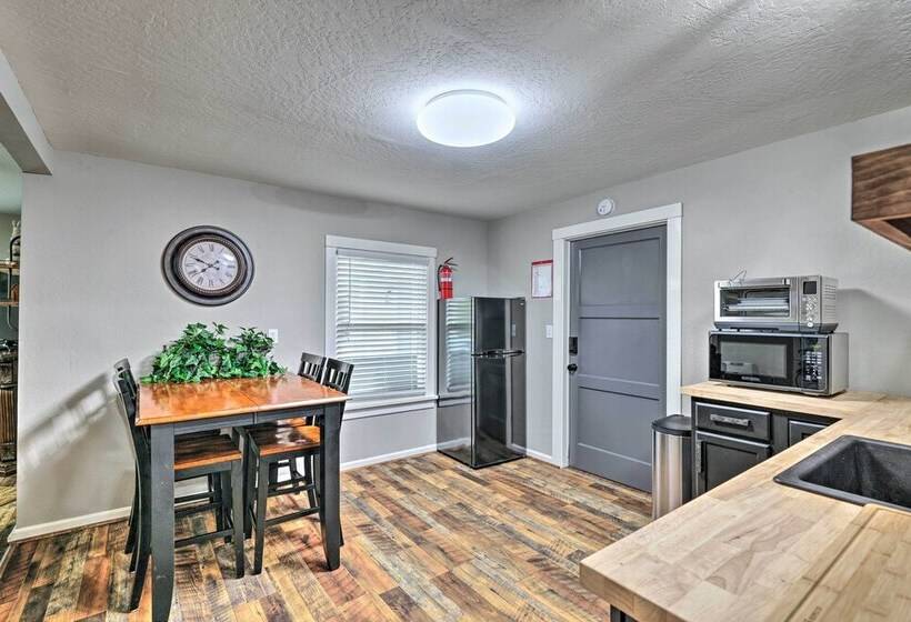 Peaceful Sonora Home W/ Grill: Walk To Downtown!