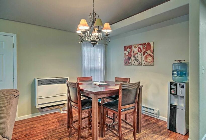 Peaceful  Little Doll House  Cabin W/ Grill!