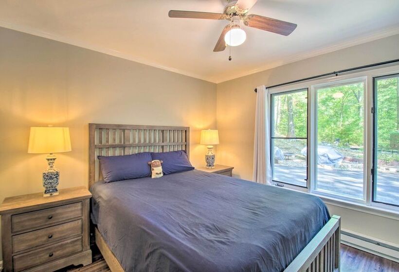 Peaceful New Market Cabin W/ Deck & Fire Pit!