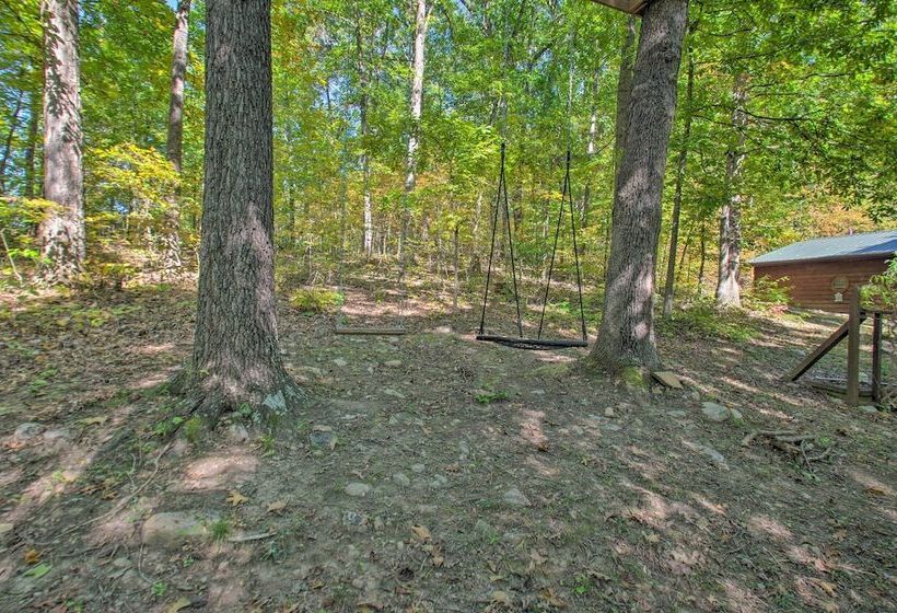 Peaceful New Market Cabin W/ Deck & Fire Pit!