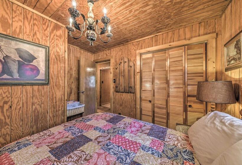 Peaceful & Private Cloudcroft Cabin With Deck!